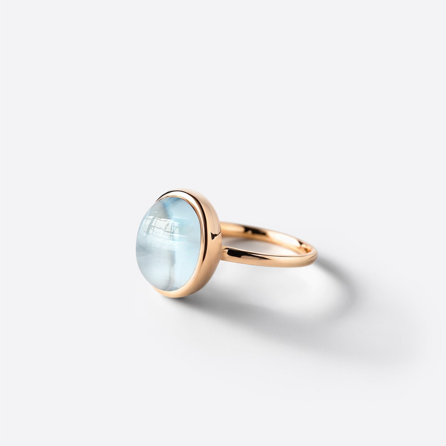 Kleiner ovaler Ring - Gold & Hellblauer Topaz / Größe 56