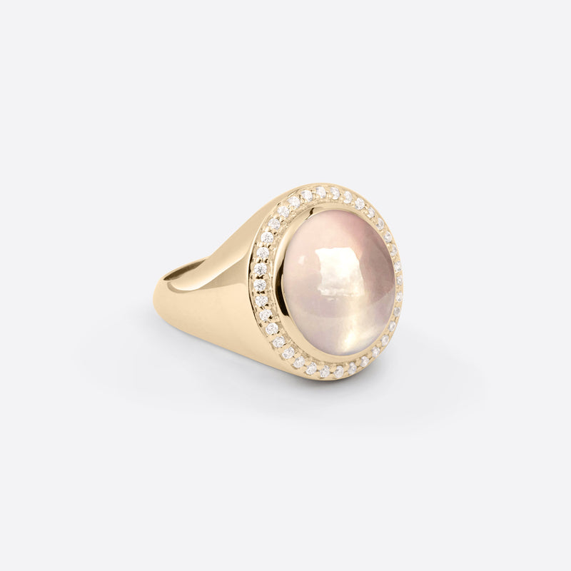 Bague chevalière pour femme en argent plaque or jaune 18k avec diamants et pierre fine quartz rose sous forme ovale