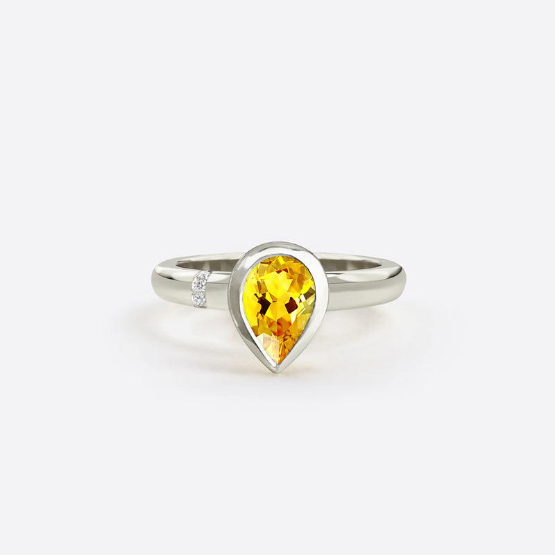bague en forme de poire en argent rhodie sertie d une pierre citrine jaune et diamants