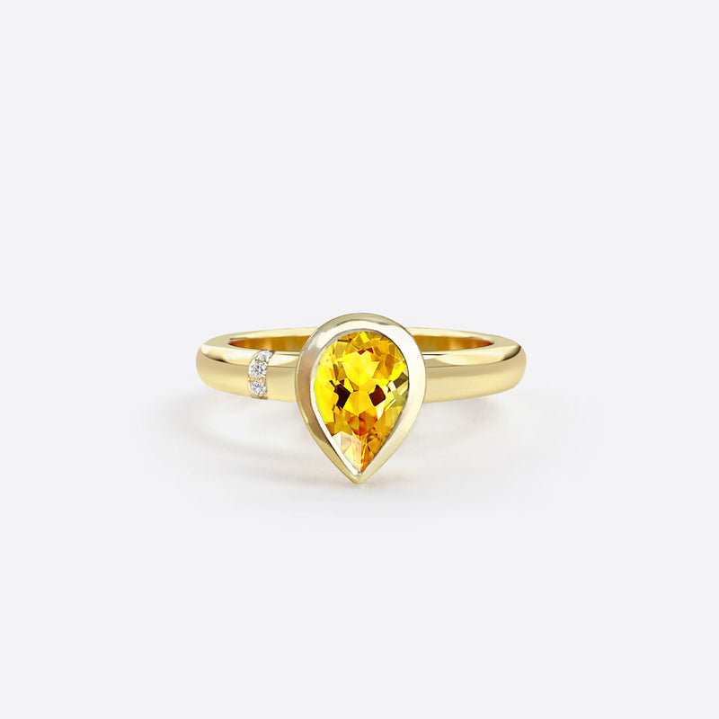 bague en forme de poire en or jaune 18k sertie d une pierre citrine jaune et diamants