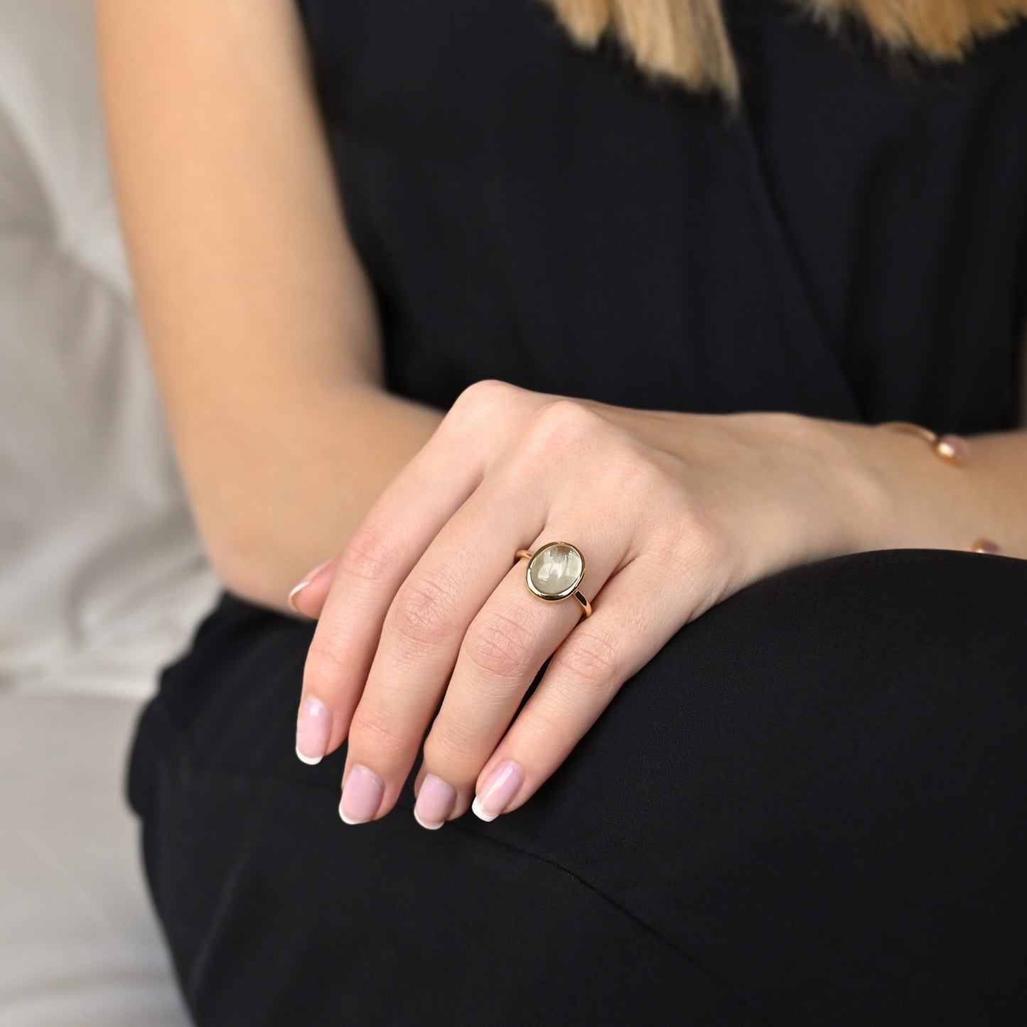 Kleiner ovaler Ring - Silber & Prasiolith