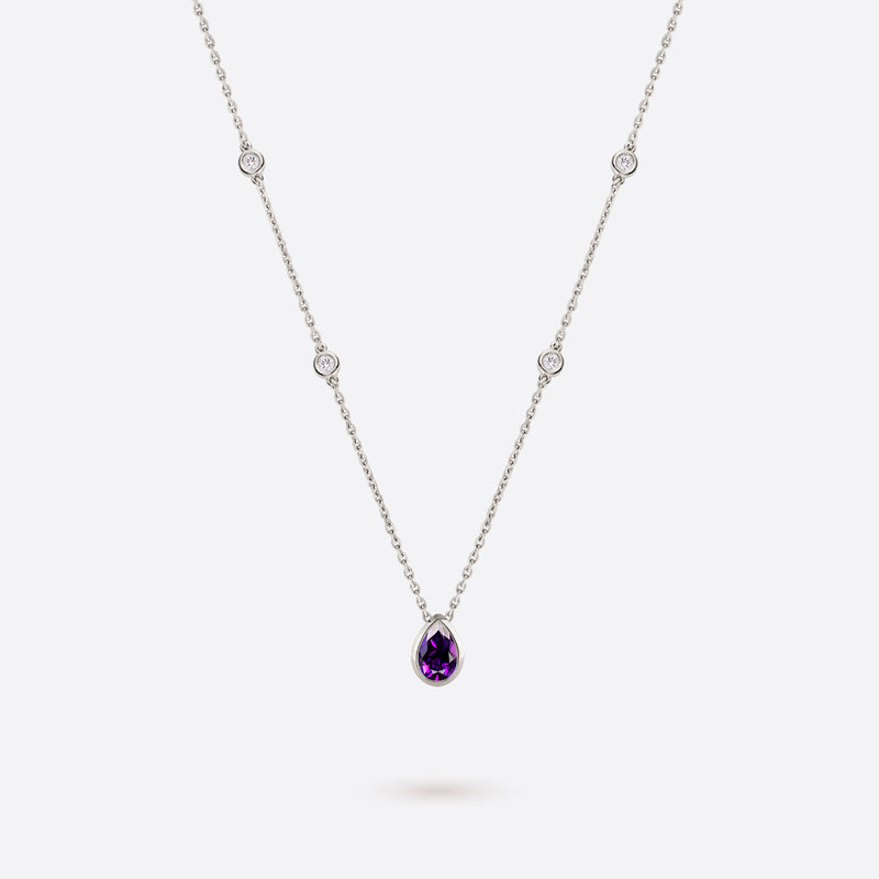 collier en argent rhodie accompagne de diamants et amethyste violette en forme de poire