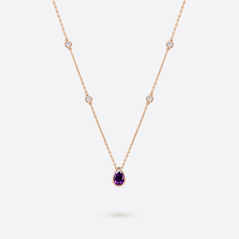 collier en argent plaque or rose accompagne de diamants et amethyste violette en forme de poire